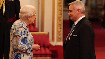 Queen gives Eamonn Holmes an OBE