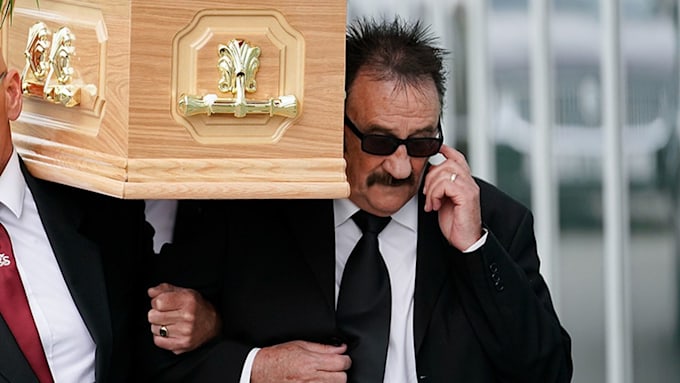 paul-chuckle-funeral