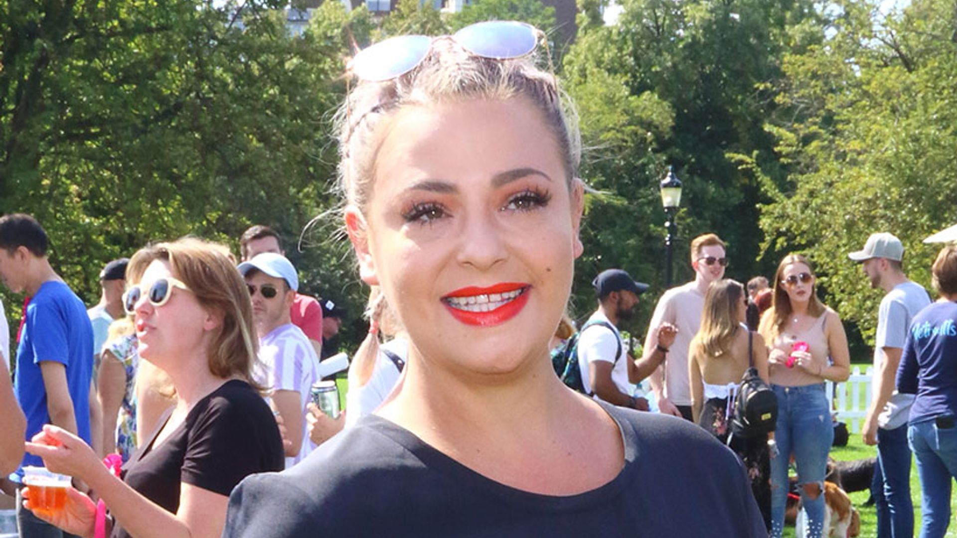 Radiant Lisa Armstrong Cuddles Up To Giovanni Pernice In Rare Backstage