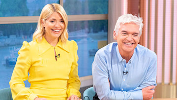 Phillip-Schofield-Holly-Willoughby-This-Morning