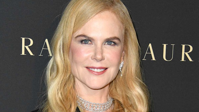 Nicole Kidman shares RARE photo with lookalike sister at family party ...