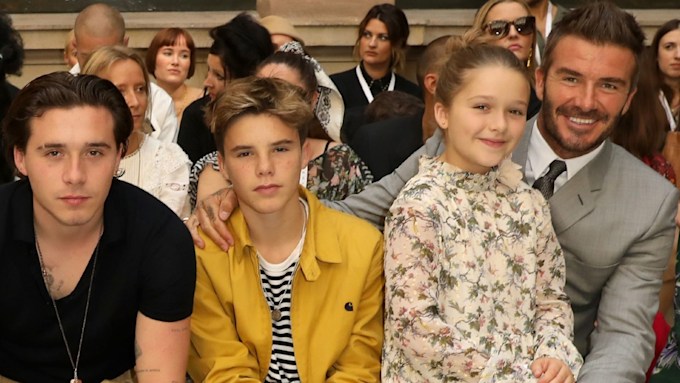 Harper Beckham made a surprise stage appearance with one of her heroes ...