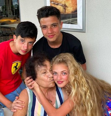 Peter Andre shares gorgeous photo of children Junior and Princess at a ...