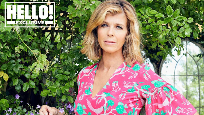 kate-garraway-posing-garden