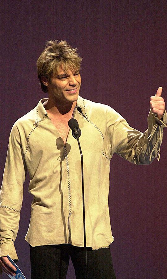 The most memorable looks from the 2000 VMAs | HELLO!