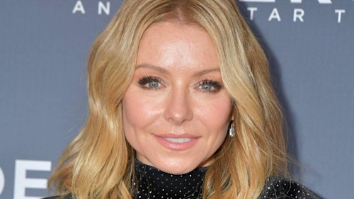 Kelly Ripa delights fans with jaw-dropping holiday photos featuring Mark Consuelos