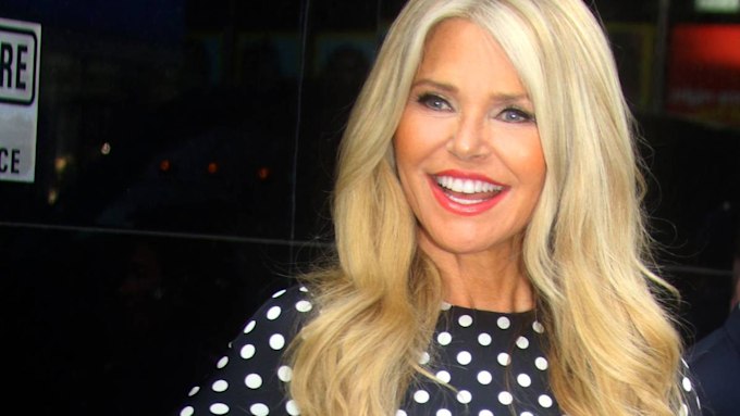 Christie Brinkley S Physique Defies Age In Snug Crop Top To Celebrate 67th Birthday Hello