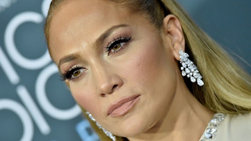 Jennifer Lopez is flawless in two fierce looks
