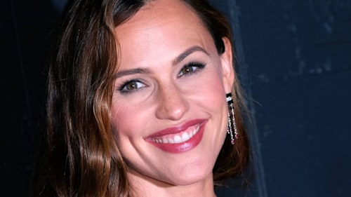 Jennifer Garner has super short hair and bangs in unearthed photo – and it's too cute