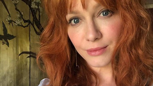 Christina Hendricks sparks concern with teary-eyed bed selfie