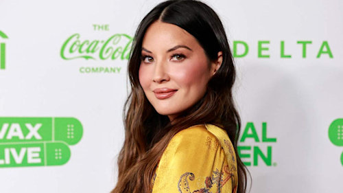Olivia Munn looks unrecognisable in rare photo with sister