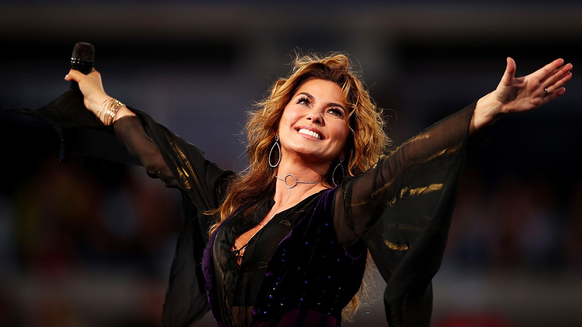 Shania Twain Sends Fans Wild In Fishnet Tights And Stilettos | HELLO!