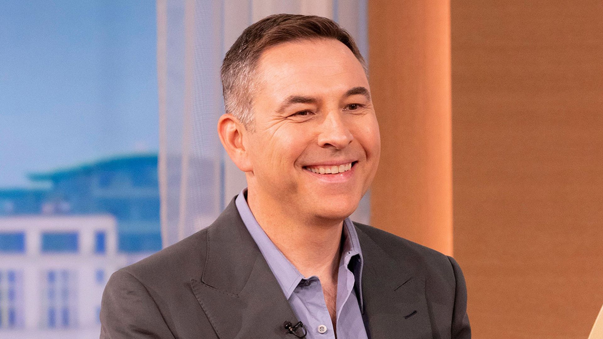 David Walliams sparks MAJOR reaction in photo with beautiful female