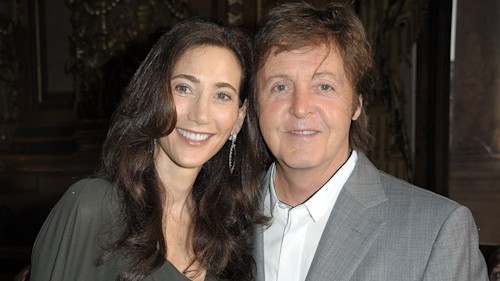 Sir Paul McCartney moves fans with very rare family photo