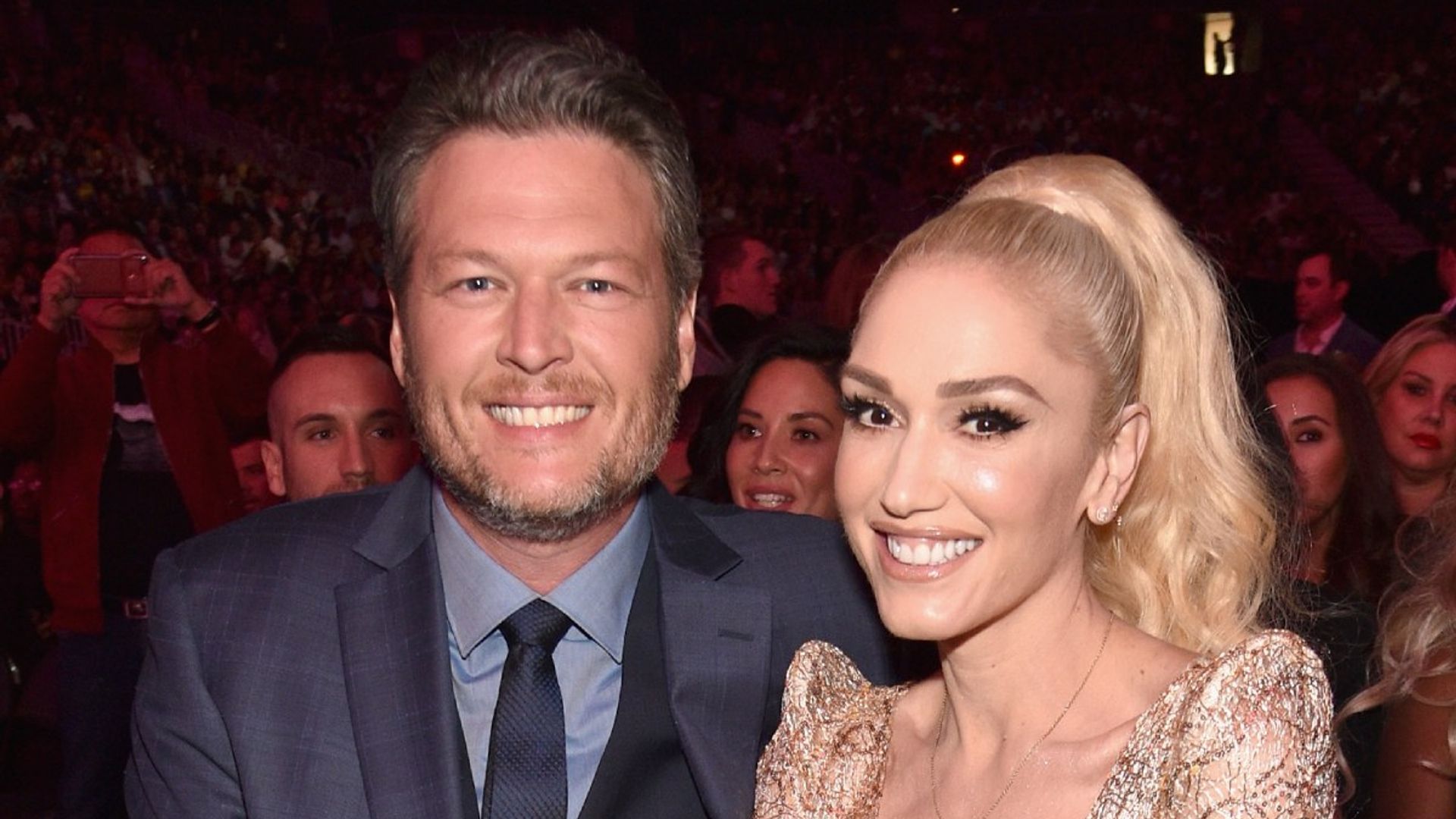 Blake Shelton makes rare statement about life as stepfather to Gwen ...