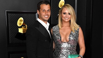 Miranda Lambert is a knockout in string bikini as she celebrates major ...