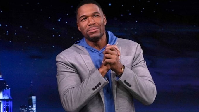 Michael Strahan Makes Fans Nostalgic As He Shares Emotional Tribute Ahead Of The Super Bowl Hello 