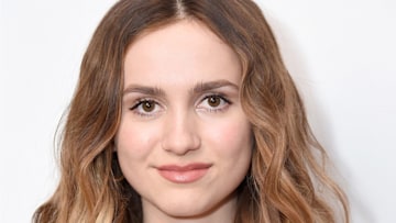 maude-apatow-famous-dad