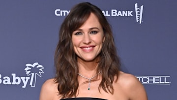 Jennifer Garner Marks Career Milestone With Before-and-after Photos 