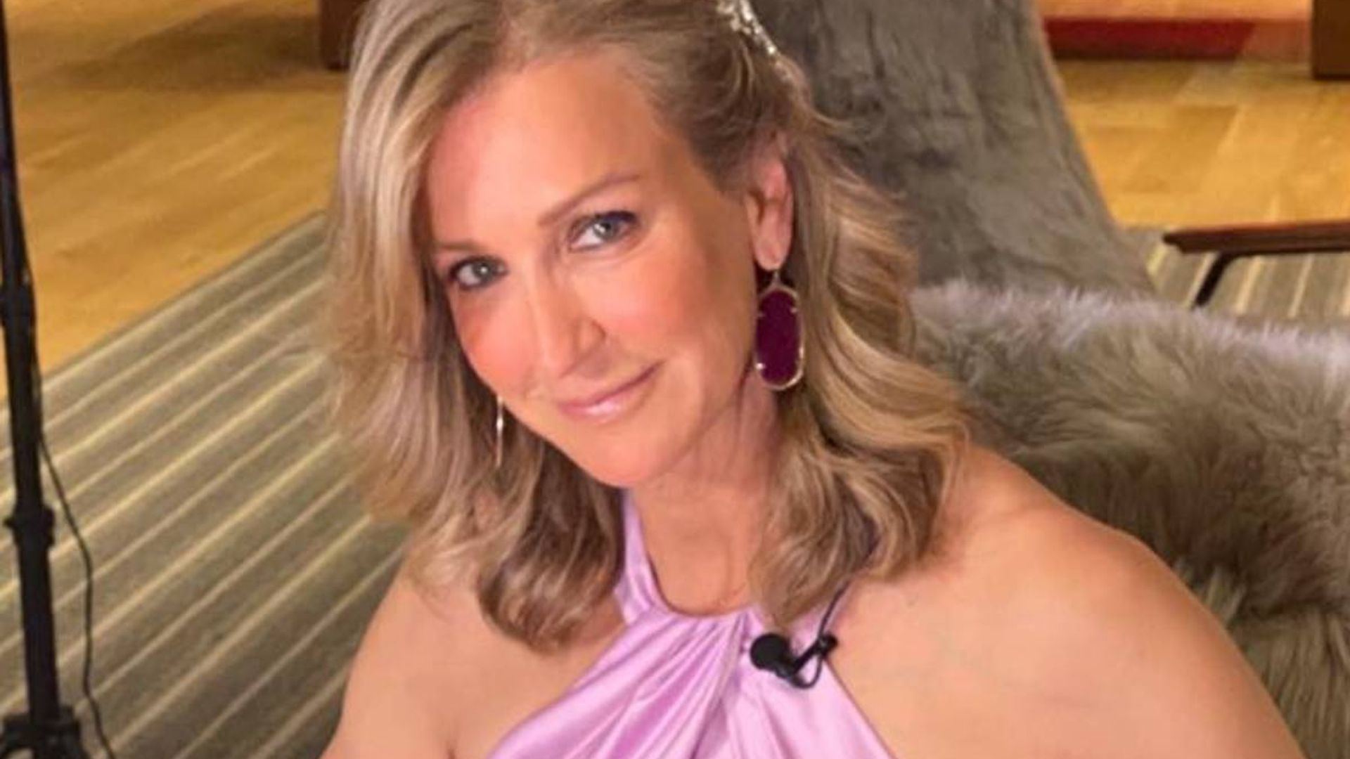 Gmas Lara Spencer Causes A Stir With Reassuring Message After Spending