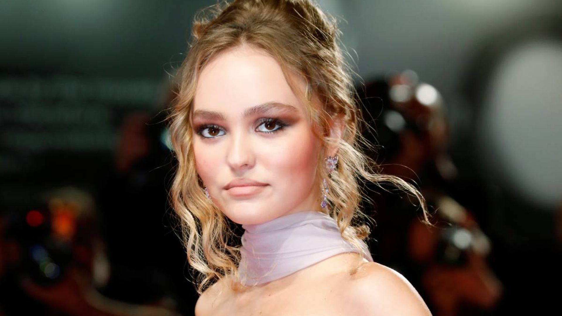 Johnny Depp S Daughter Lily Rose Depp Speaks Out About Relationship With Famous Father In