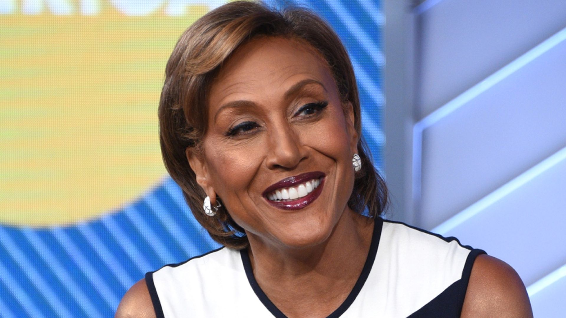 Robin Roberts Takes Relaxing Break From Gma For Family Time Flipboard