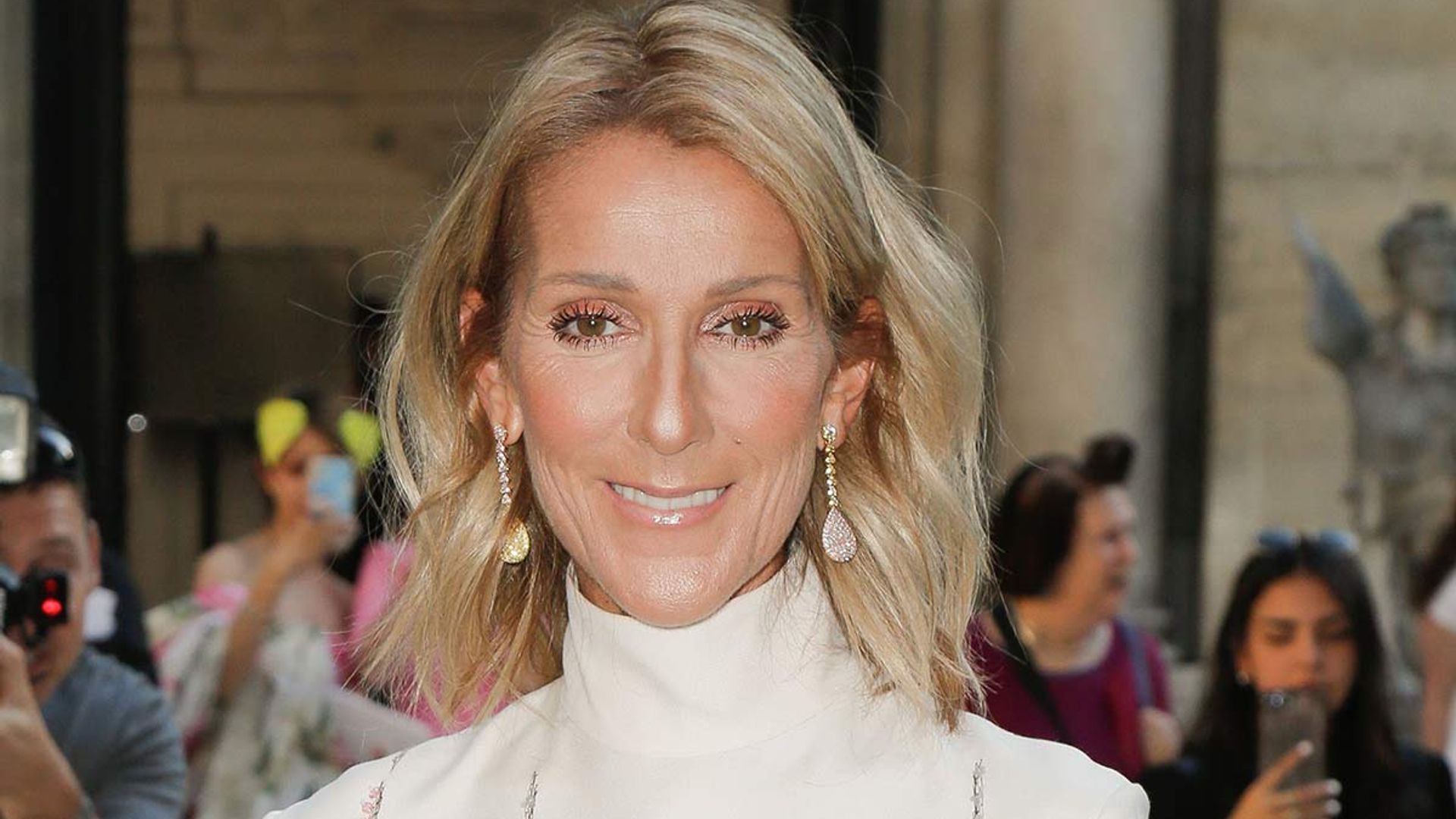 Celine Dion looks so different in rare family photo with late father ...