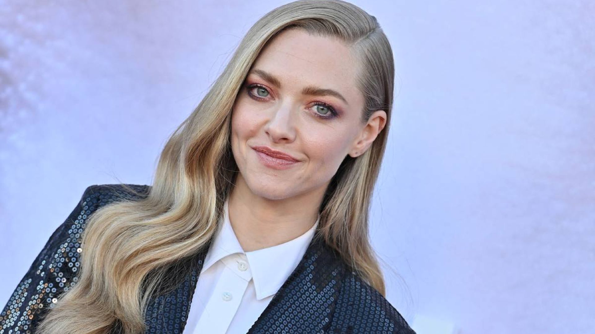 Amanda Seyfried Makes Surprising Confession About Playing Elizabeth ...