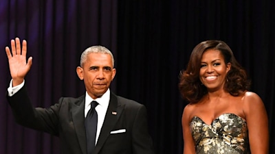 Michelle Obama shares incredibly rare family photo with lookalike mum ...