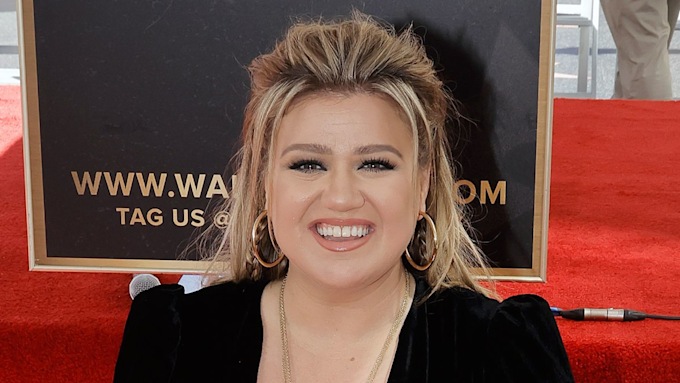 Kelly Clarkson's children make rare appearance for special honor | HELLO!