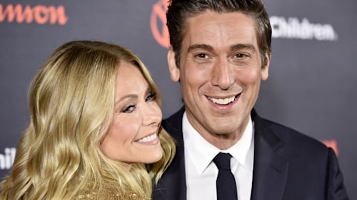 David Muir praises 'pretty' best friend Kelly Ripa as she shares new pictures