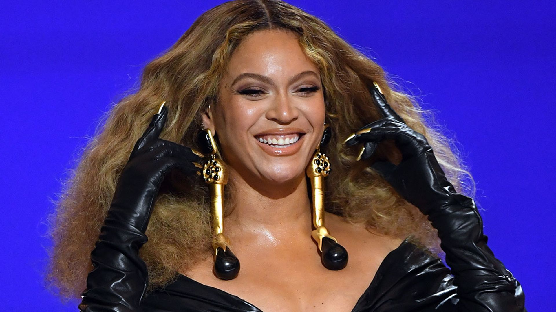 Beyonc shares new photo featuring her three children at Halloween leaving fans shocked