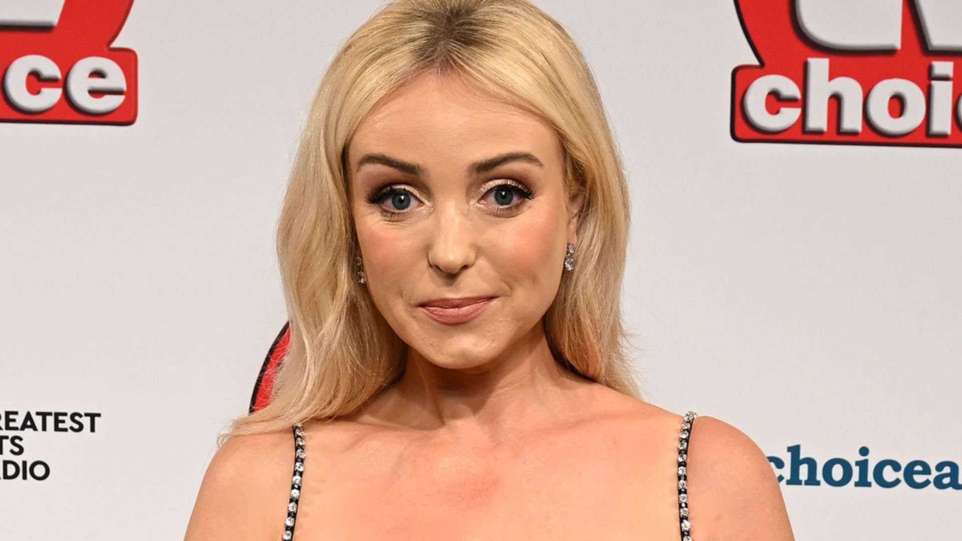 Call The Midwife S Helen George Marks End Of Chapter Over And Out For Another Year Hello