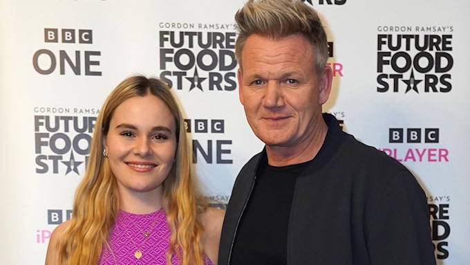 gordon ramsay with daughter holly