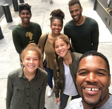 gma michael strahan y sus hijos 