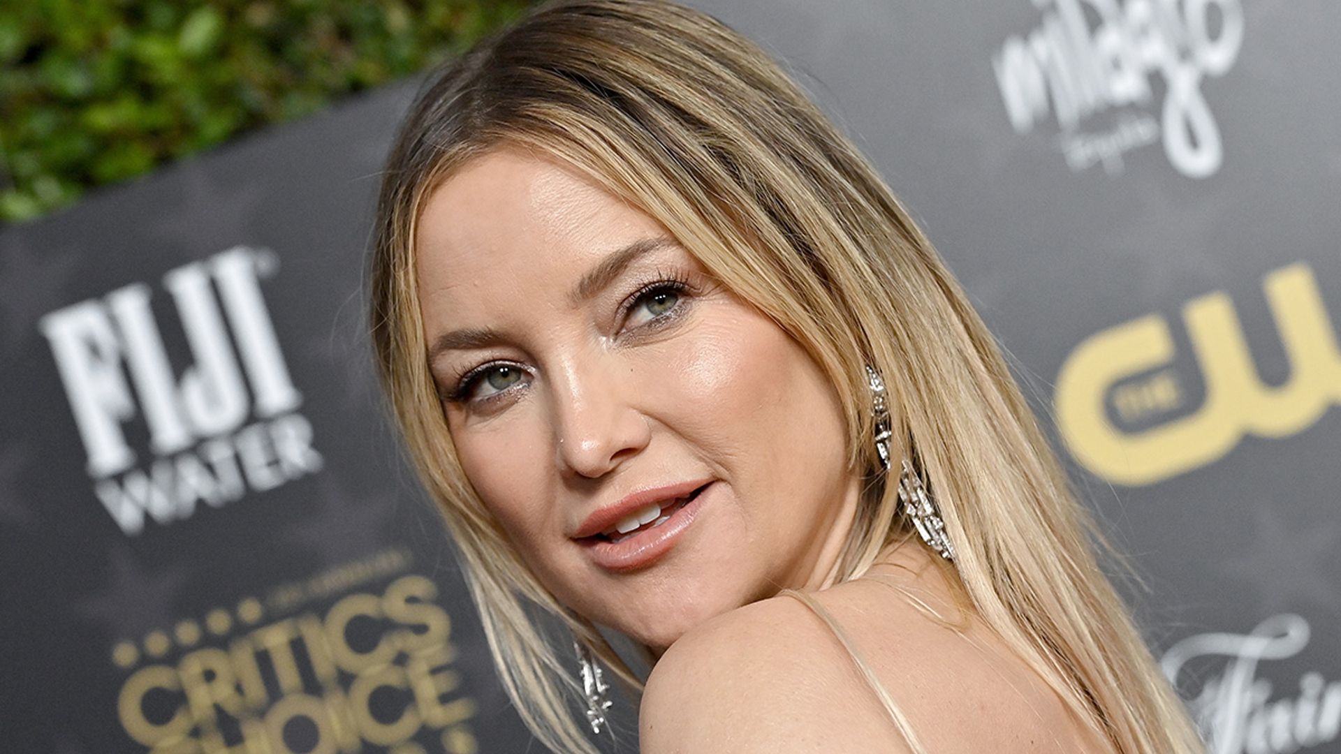 Kate Hudson Sips SnowChilled Champagne on New Year's Eve 'Many