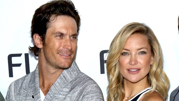 Siblings Kate and Oliver Hudson