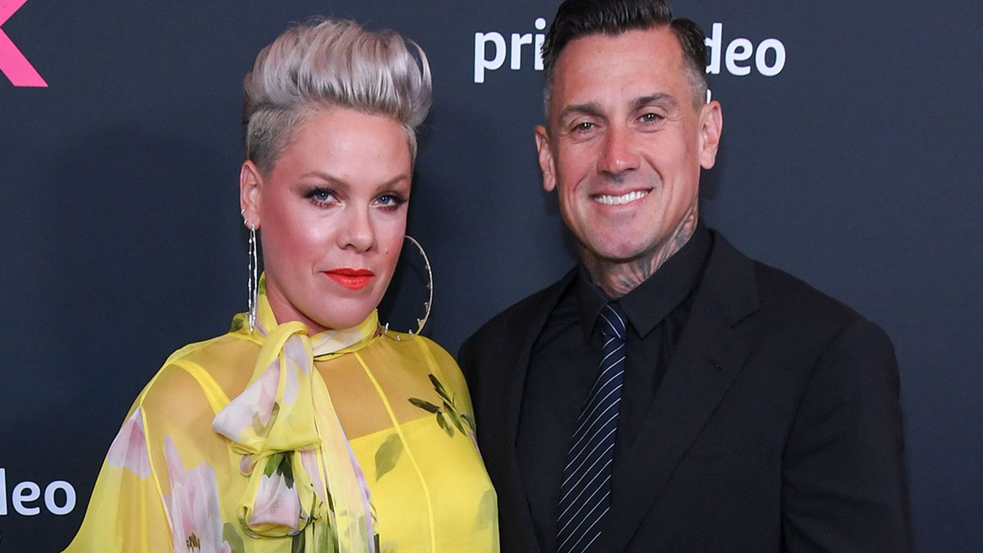 Pink's husband Carey Hart shocks fans with workout photos despite