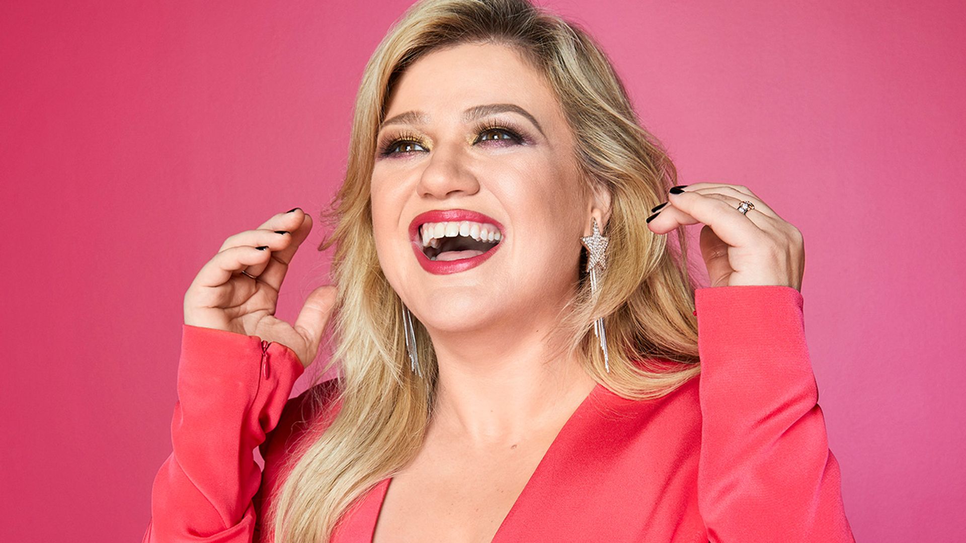 Kelly Clarkson How much is the singer's net worth? HELLO!