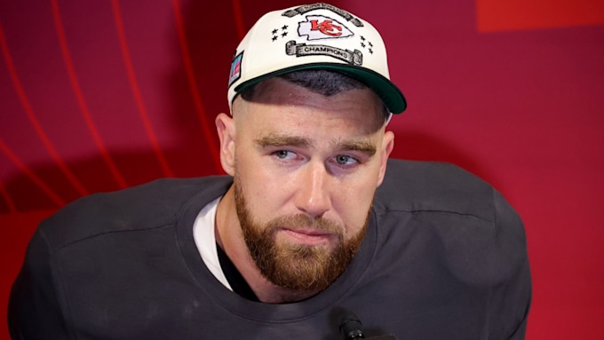 Travis Kelce supported by family in emotional moment after Super Bowl ...