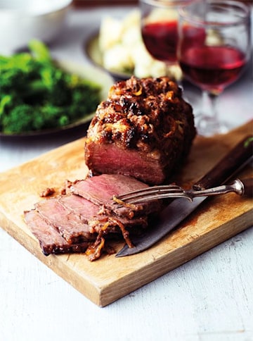 Recipe of the week: Mini Roast with Horseradish | HELLO!