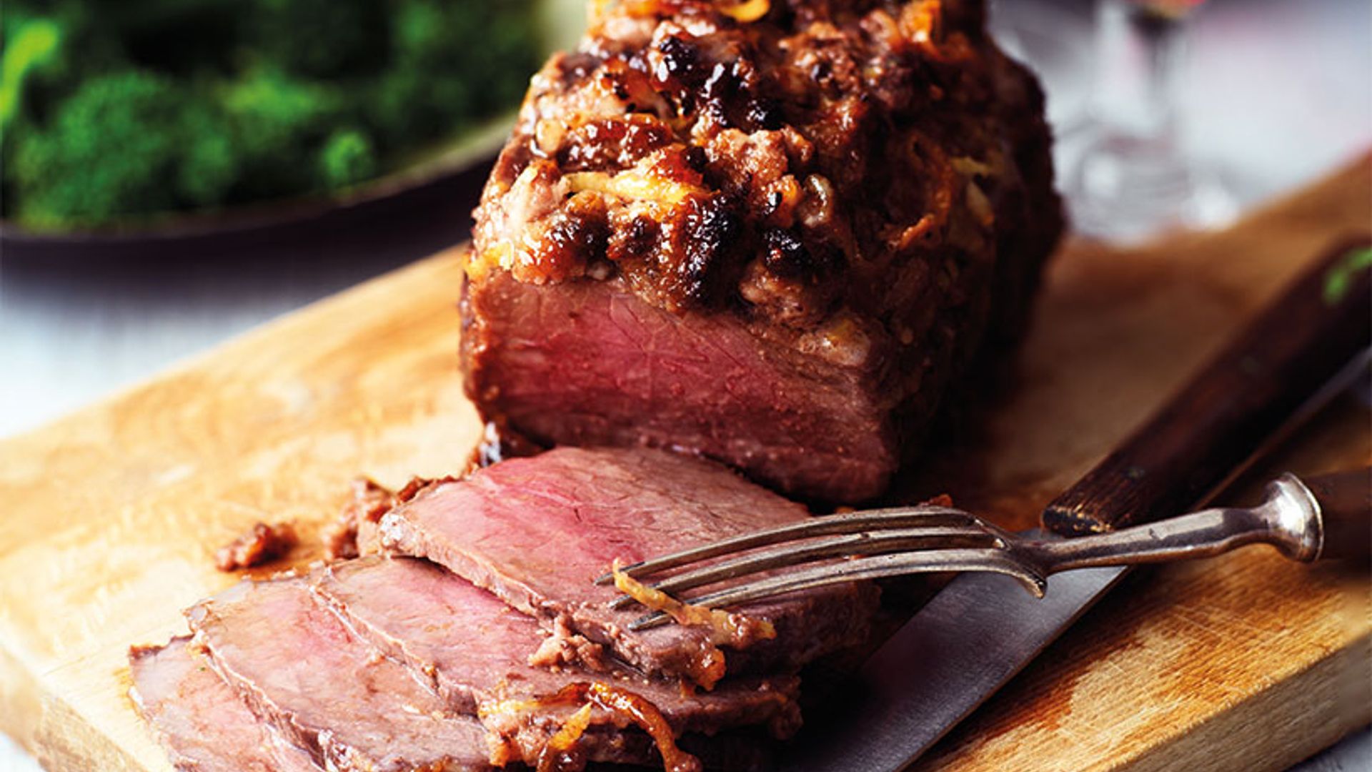 Recipe of the week Mini Roast with Horseradish HELLO!