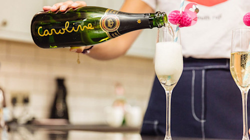 How to get a FREE Love Island personalised Prosecco bottle 