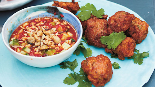 You need to try Masterchef John Torode's quick and easy Thai fish cake recipe - the perfect takeaway substitute