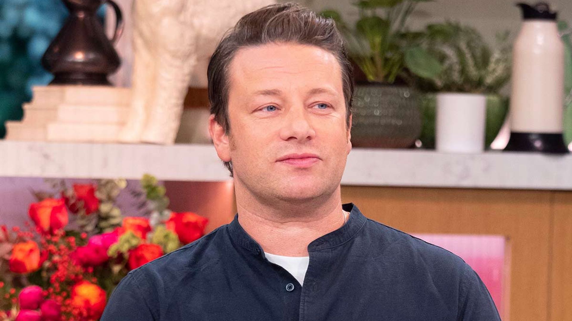 Emotional Jamie Oliver Reflects On Challenging Year Following ...