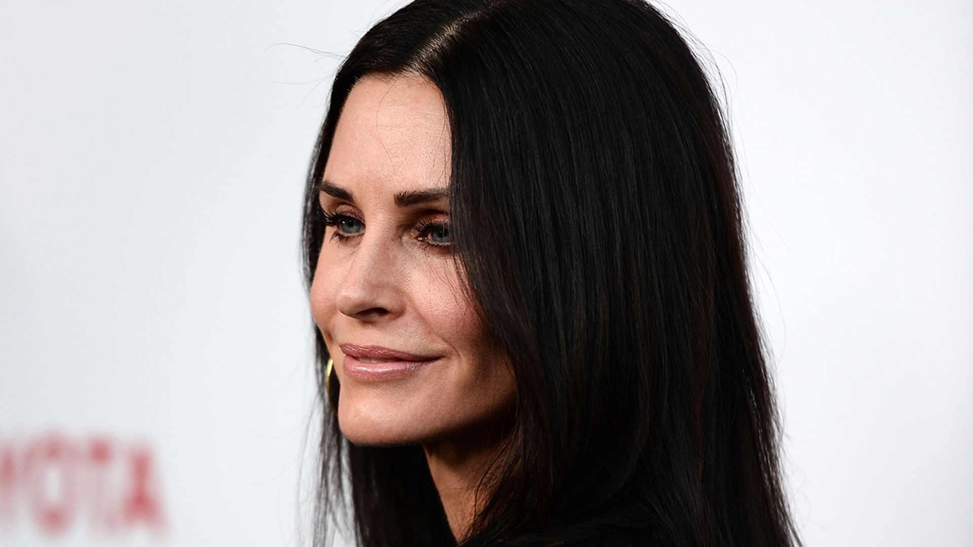 Courteney Cox posts mouthwatering birthday cake – and we want a slice