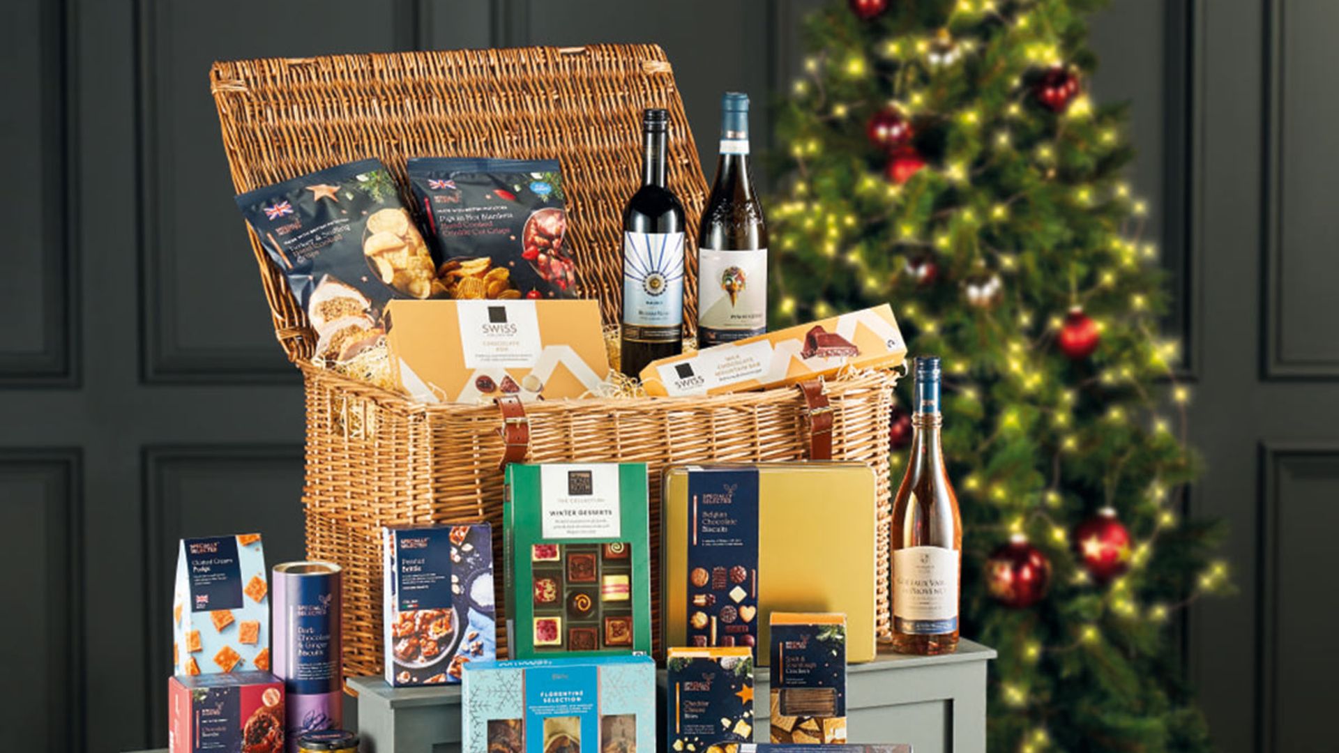 What To Put In Hampers For Christmas