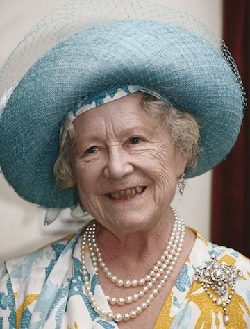 The Queen Mother's controversial favourite drink should be avoided at ...