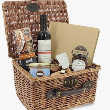 14 best cheese gifts for Christmas 2022: From hampers to cheese making ...