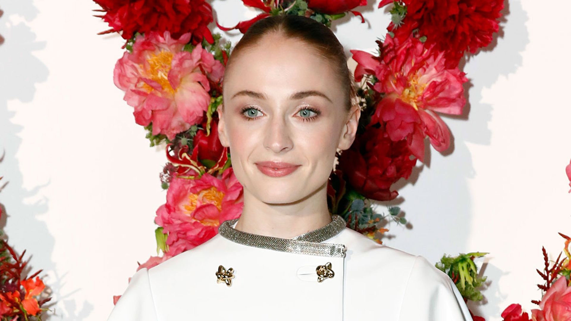Sophie Turner&rsquo;s lifelike &lsquo;bangers and mash&rsquo; cake will blow your mind